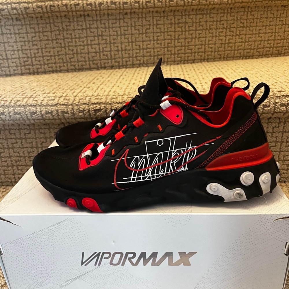 Nike React Element 55